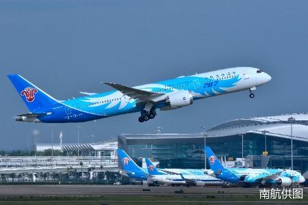 台州期货配资 暑运期间，南航集团计划增投超1.4万班次